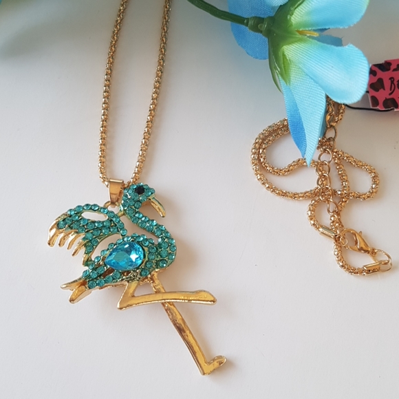 Betsey Johnson Style Necklace Flamingo Crystal Pendant Chain - Picture 2 of 4